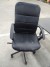 Electric rake-lowering desk with office chair. Common wear and tear. 60x80cm.