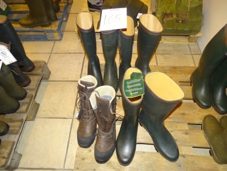 3 pairs of rubber boots - all sizes 47 + winter boots size 47