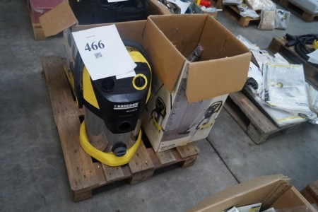 Kärcher vacuum cleaner WD 5.500 M Does not have tubing nozzles and more.