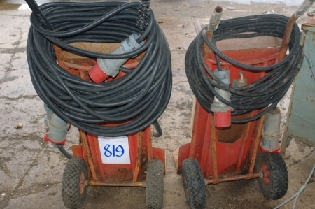 2 stk strømtavler på vogne 380 v med kabel
