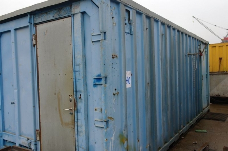 20 foot container with door in end wall and side wall