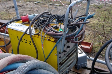 (2) Hobart Welders + Esab welder + DTA 200 AC / DC (condition unknown)
