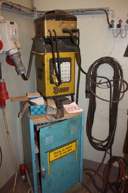 Electrode welder, Esab, max. 200 Amp, welding cables + tool cabinet