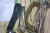 Værktøjscontainer med indhold  kabel + luftværktøj (3 stk vinkelslibere+ 2 ligeslibere) +  Strømtavle + 380 v stik + cykel