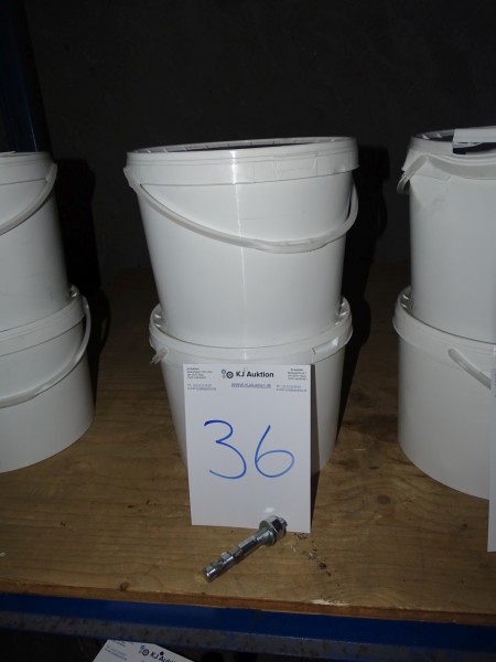 2 buckets with expansion bolts 110x16 mm approximate measurements