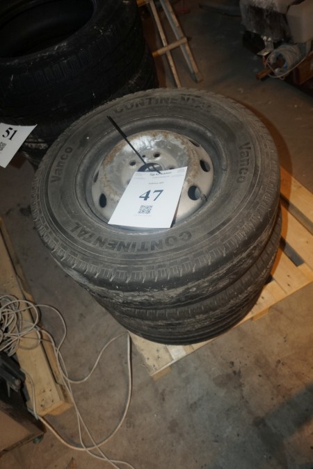 Vancover dæk 215/70R15c 14 stk cirka 4 mm mønster