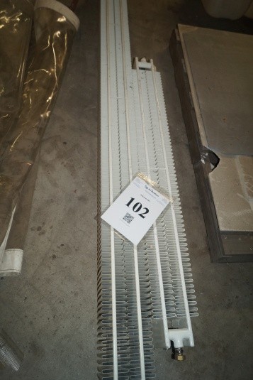 2 stk. radiatorer. 125cm lang og 250cm lang