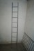 Extension ladder + less ladder