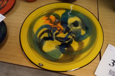 Hand-blown glass art. Dish. Diameter: approx. 49.5. Height: approx. 5 cm.