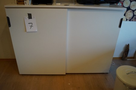 2 storage cabinets. 160x45x120 codes haves are not open.