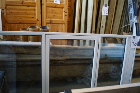 Fensterabschnitt mit 3 Fensterrahmenmaßen: 231x91 cm
