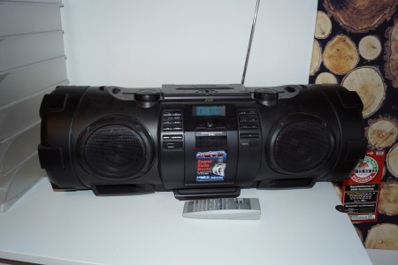 JVC subwoofer. With remote control.