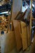 Lot of wooden boards + clips of different lengths everything must be included.