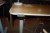 El hæve/sænke bord med stol. 160x110 cm + skuffedarium og lampe.