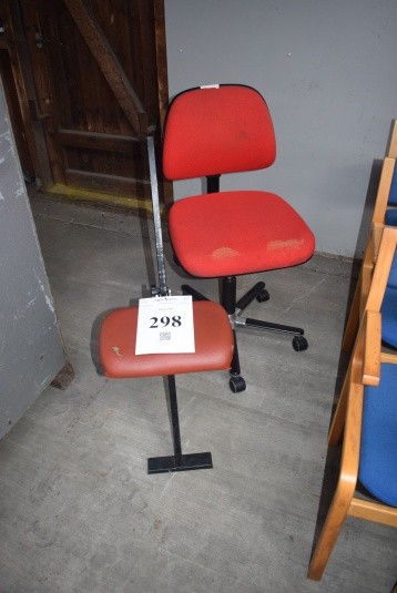 Office chair and mechanic chair