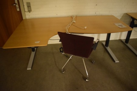 Electric raising table. 200x110 cm. + office chair