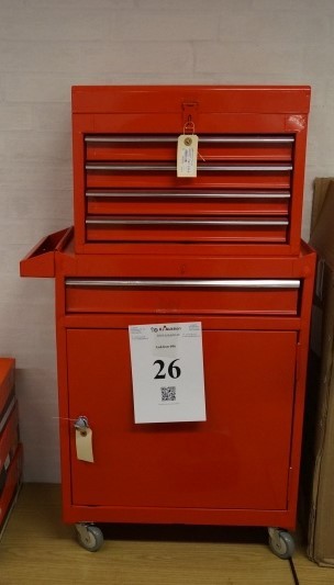 US Pro-tools toolbox. Rødt. 71x59x28 cm + 25x32x 45 cm. (approximate measures)