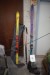 2 Paar Ski. Länge: 190 und 175 cm. + Skischuhe. Str. 45 2/3 und Skistöcke
