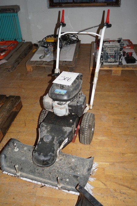 HONDA sweeper / snow scraper, 4.5 hp, b: 70 cm, tested ok