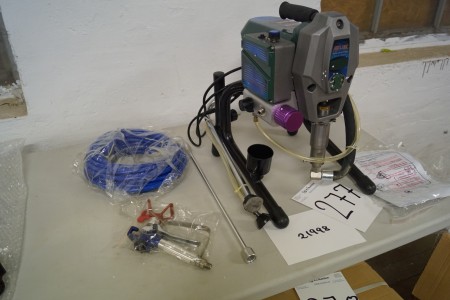 PRE1-180C airless paint sprayer with hose, gun and nozzle, unused