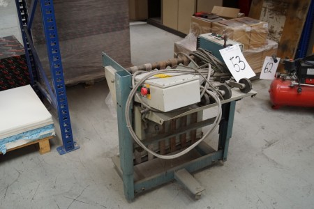 Paper feeding machine, not tested