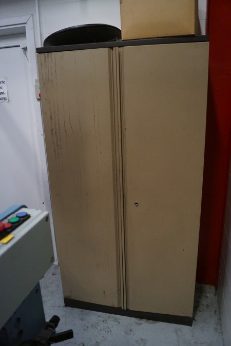 Steel cabinet 182x96x48 cm