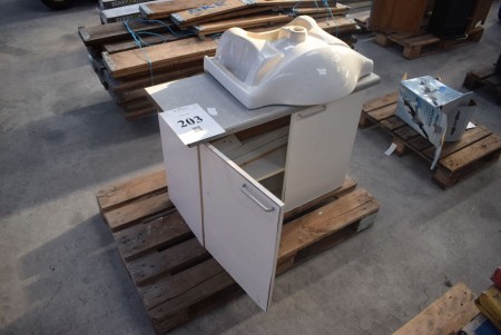 Cabinet + sink. 62x90x39 cm.