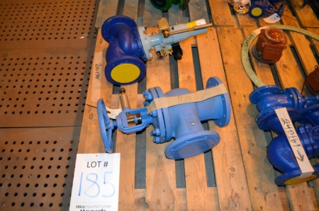 (1) Pallet of two valves