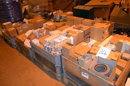 (4) Pallets Containing various air and oil filters