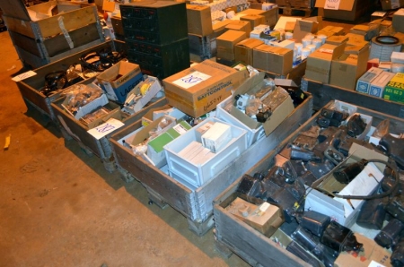 (3) Pallets Containing electrical equipment including plugs, contactors,boxes and cicuit boards