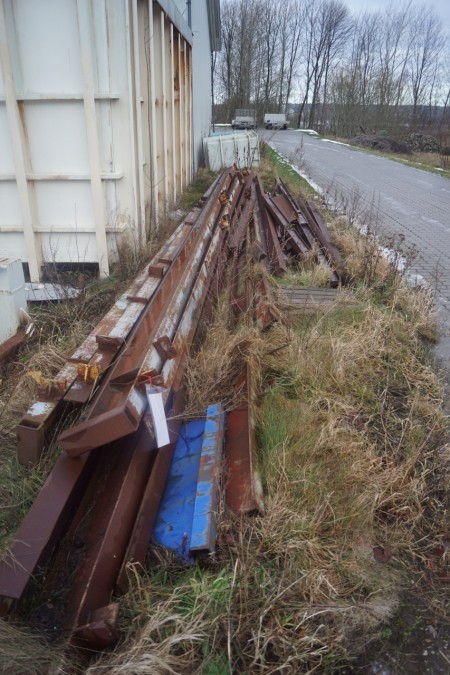 Lot of iron beam from 9 meters.