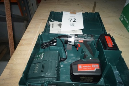 Metabo battery screwdriver with charger.