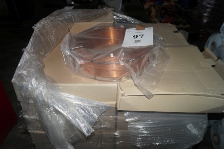 Pallet with welding wire. 4 mm. 37 boxes of 25 kg + pallet with welding flux
