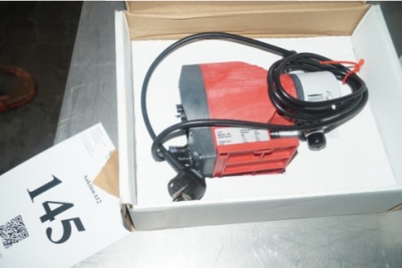 Pumpe. Type: CNP A 160 1 PPE 200 AG 1. 230 volt. 1,1 L/timen. 16 bar. Ubrugt