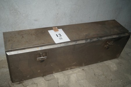 Værktøjskasse for bil. 130x40x32  cm.