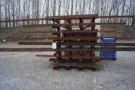 Branch rack with content 158x200x115 cm