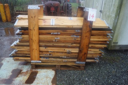 Pallets with pallets about 58 pieces 80x120 cm