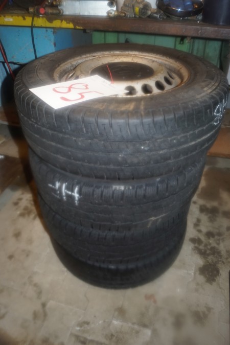 4 stk dæk med fælge, Michelin 215-65R-16
