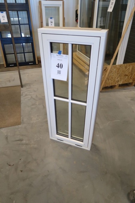 Wooden window, white / white, H120,5xB50 cm, staple width 11,5 cm. 3-layer glass