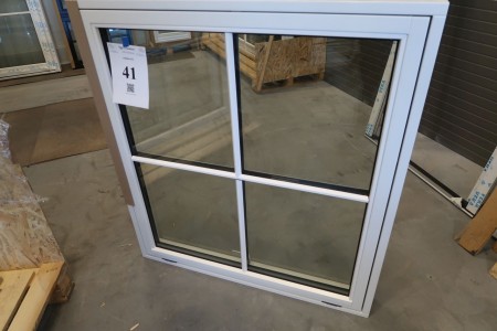 Wood window, white / white, H120,5xB100 cm, staple width 11,5 cm. 3-layer glass