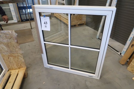 Holzfenster, weiß / weiß, H120,5xB100 cm, Stapelbreite 11,5 cm. 3-Schicht Glas. Modell Foto