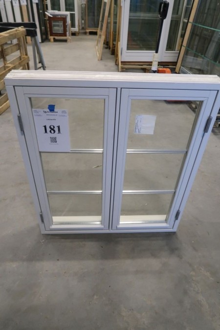Holzfenster, weiß / weiß, H99xB89 cm, Rahmenbreite 11,5 cm. Mit Nut für Unterteil. Modell Foto