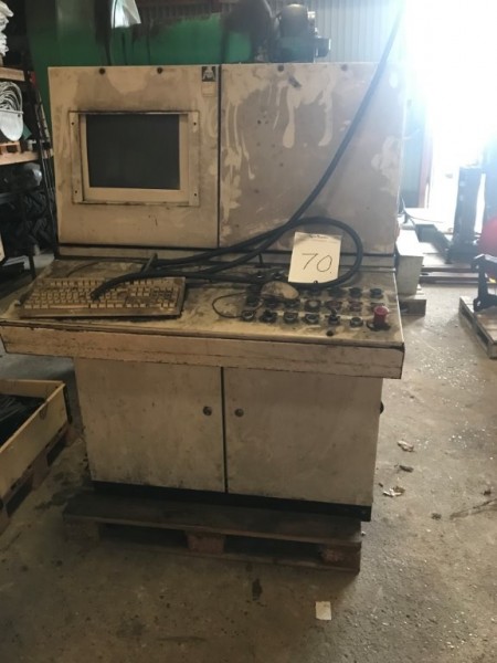 Control ring for ex-center presses, the board has auction no. 109 defective