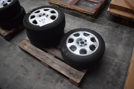 3 pieces. Audi tires with alloy wheels. 205/55 R16.