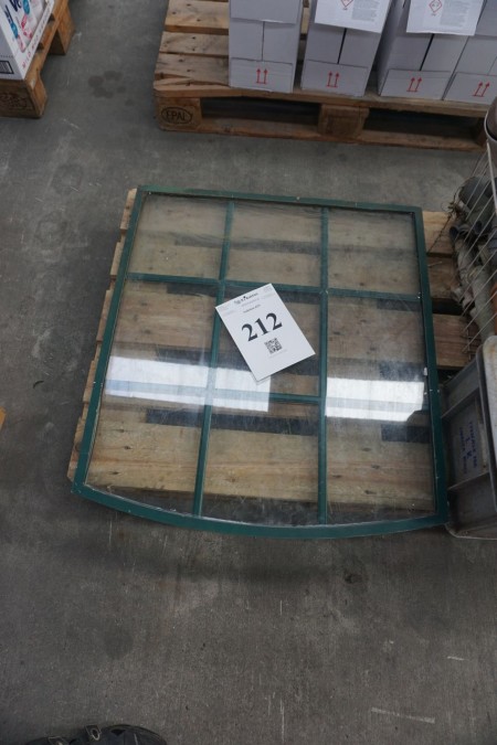 Farmer window in wood. 85.5x75 cm.