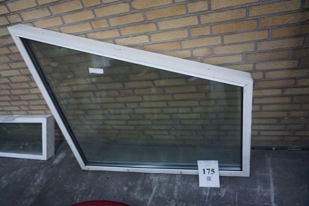 Window. Plastic. With a flake. 144x130 cm.