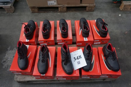 10 pairs of safety shoes. Str. 3x44, 2x42, 5x43,