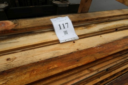 Estimated approx. 340 meters of rough formwork. 22x105 mm. Length: approx. 250-450 cm