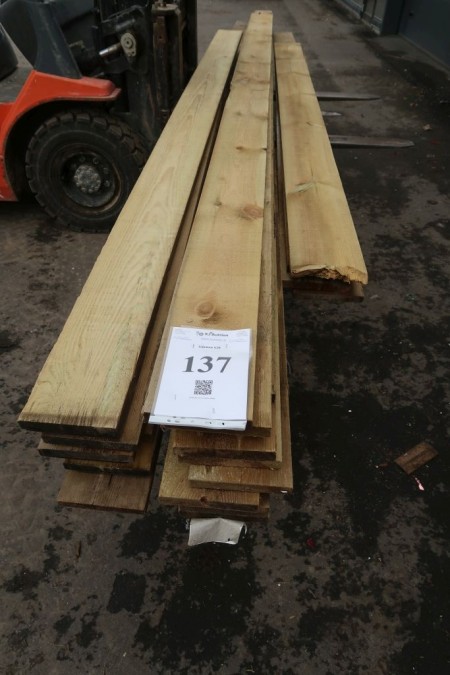 Estimated approx. 110 meter boards impregnated. 22-25x175-205 mm. Length: 300-570 cm.