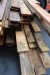 Estimated approx. 340 meters of rough formwork. 22x105 mm. Length: approx. 250-450 cm